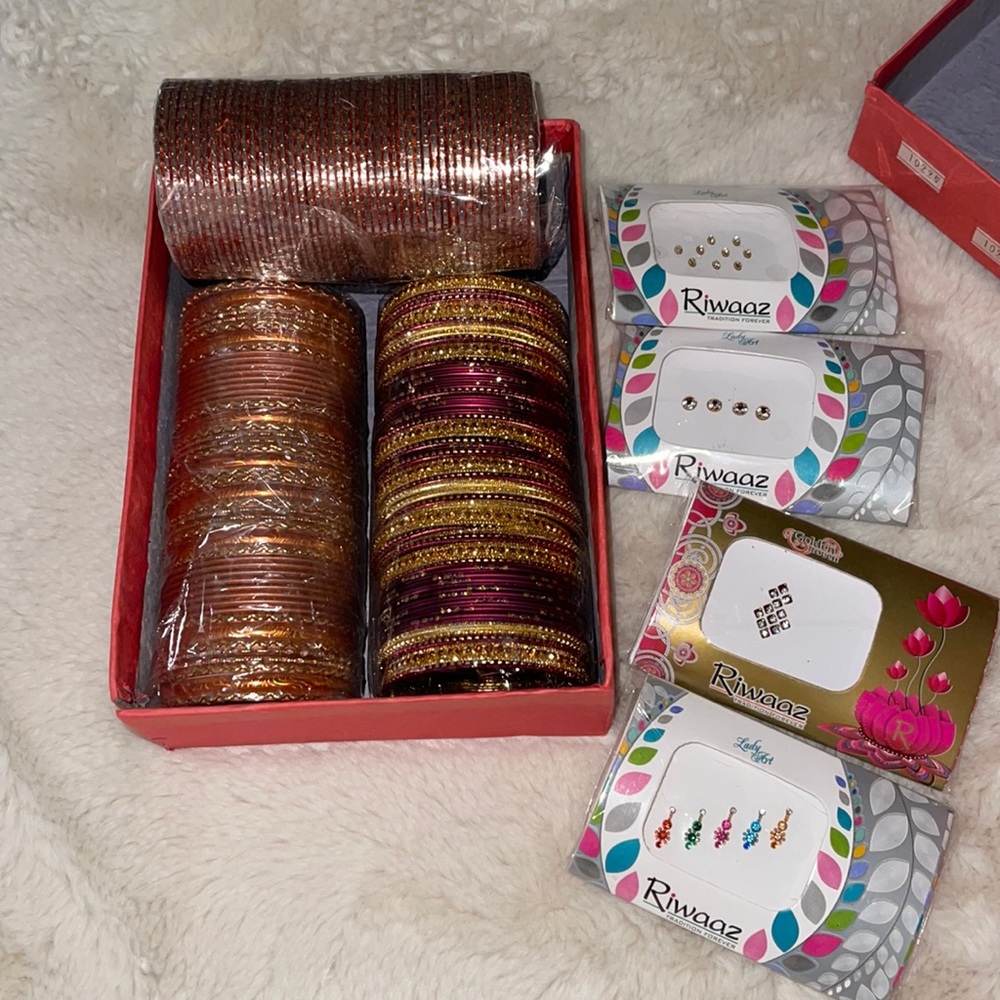 Indian Fashion Authentic 3 Sets India Bangle Sets + 4 Sets Of Facial Stickers